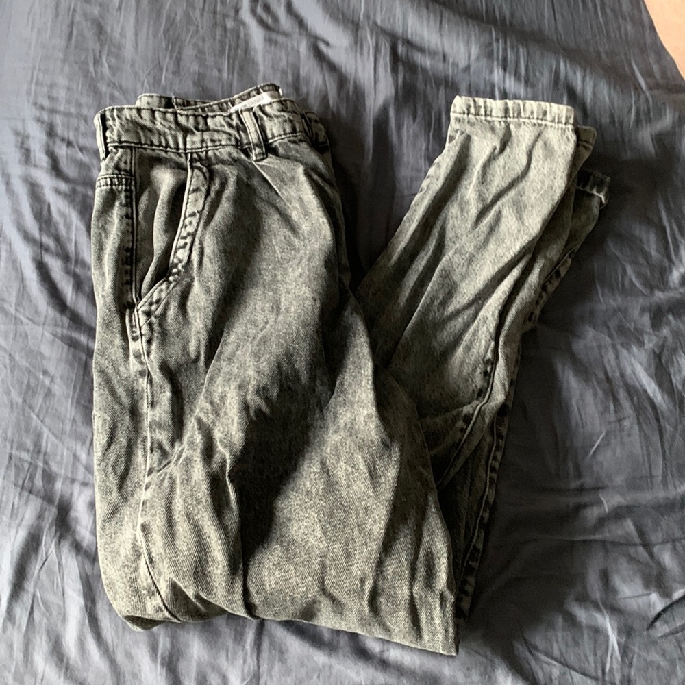 Grey mom jeans